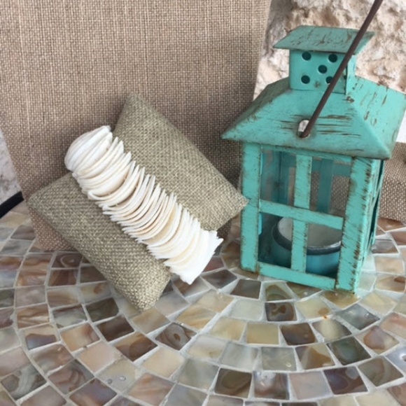 Jewelry - Stretch authentic shell bracelet